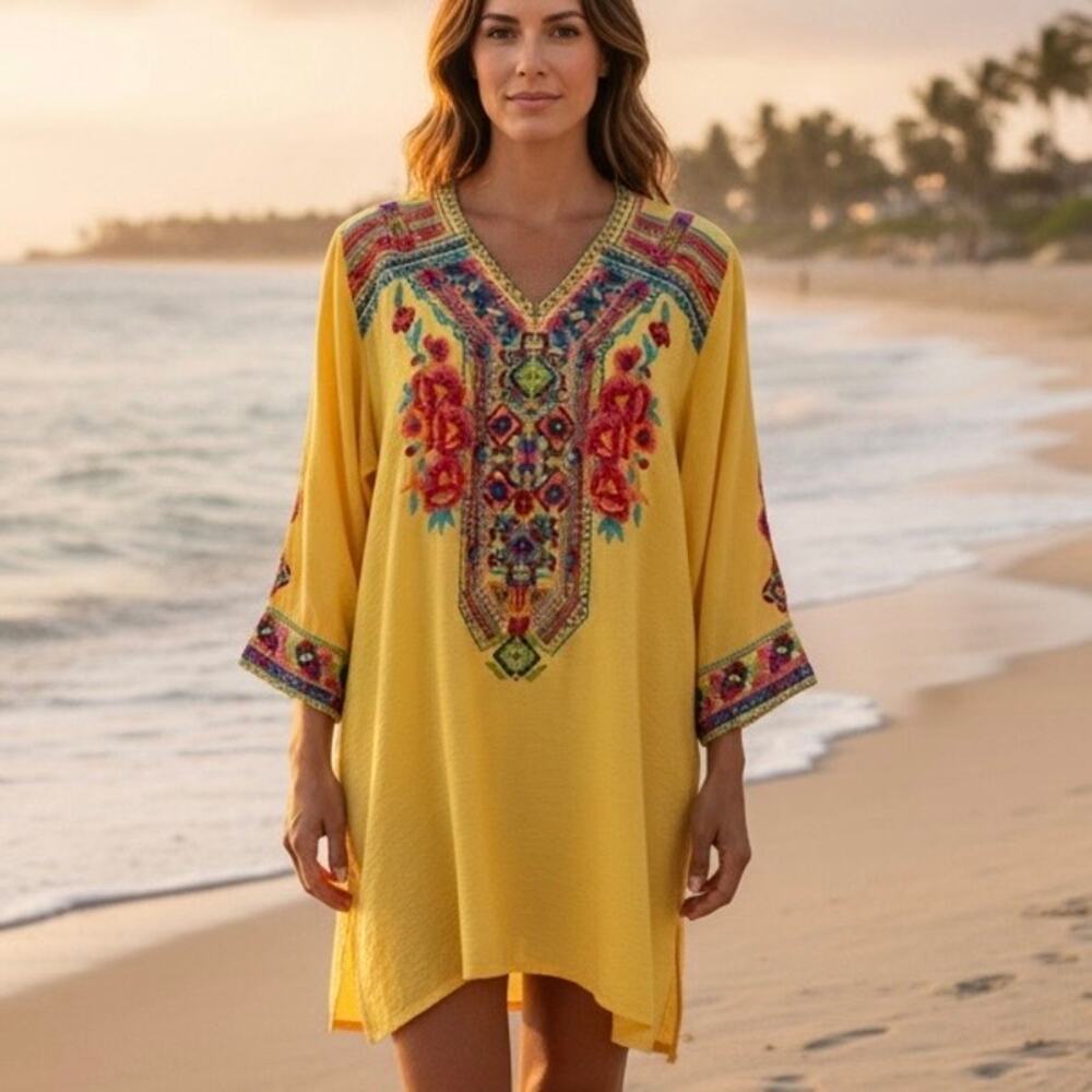 Calessa Tunic Women's V-Neck 3/4 Sleeve Yellow Embroidered Top Tunic Size 1X